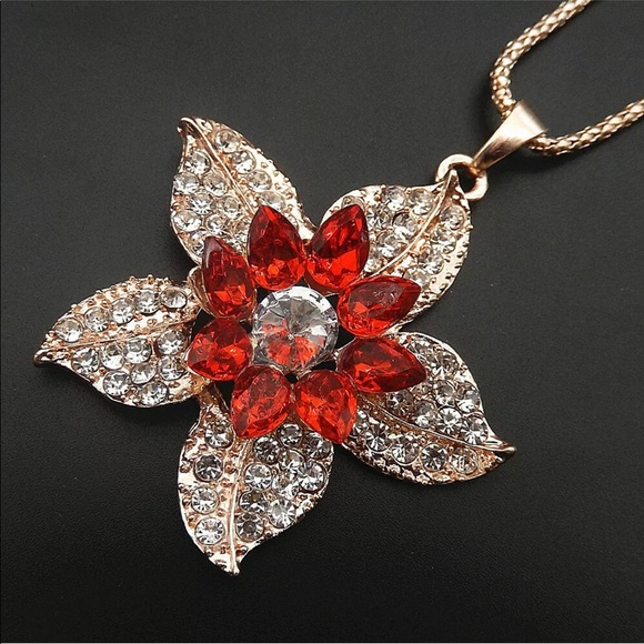 Flower Necklace - Picture 1 of 1